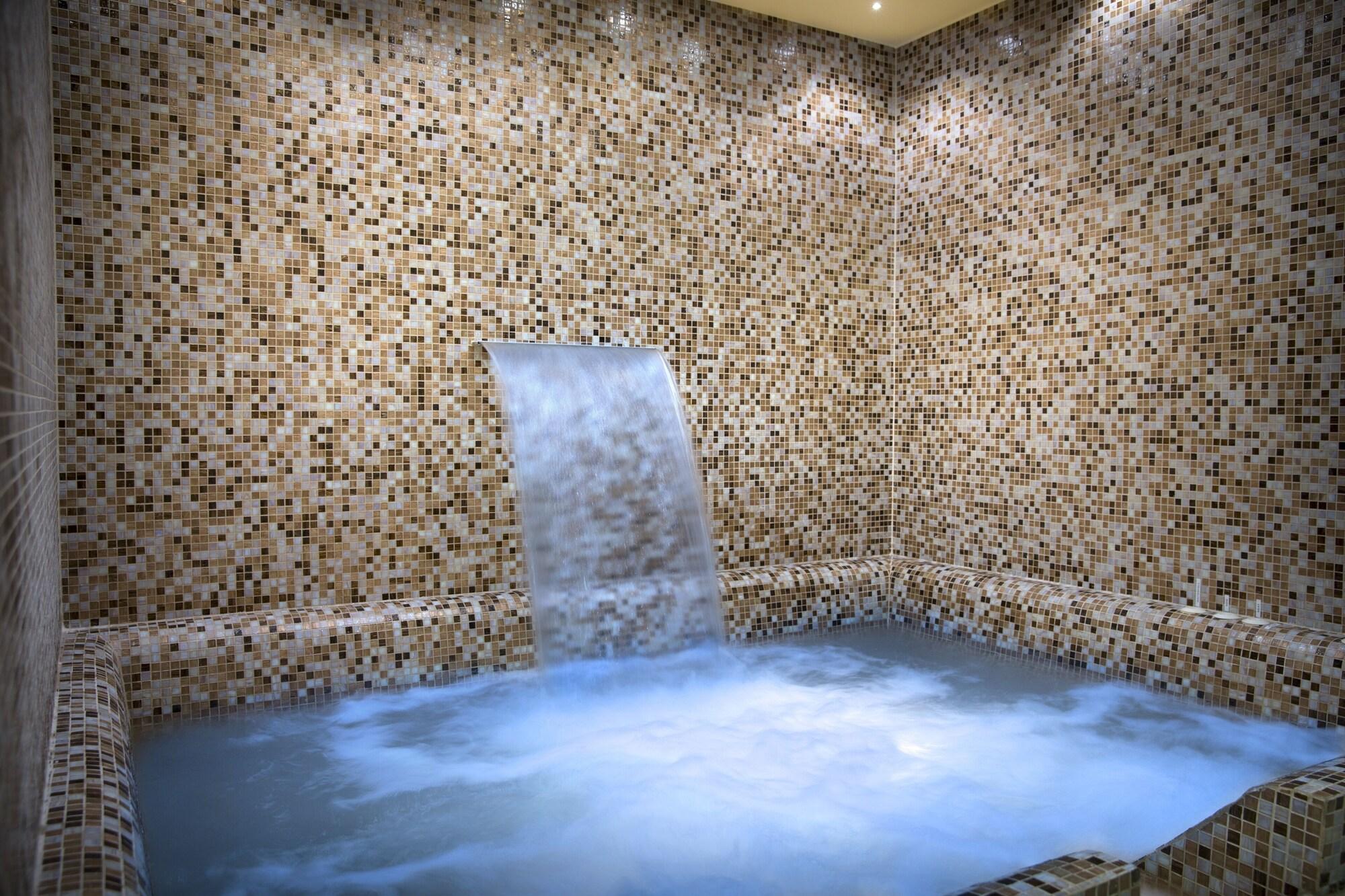 Palazzo Angelica B&B Adults Only Oprtalj エクステリア 写真