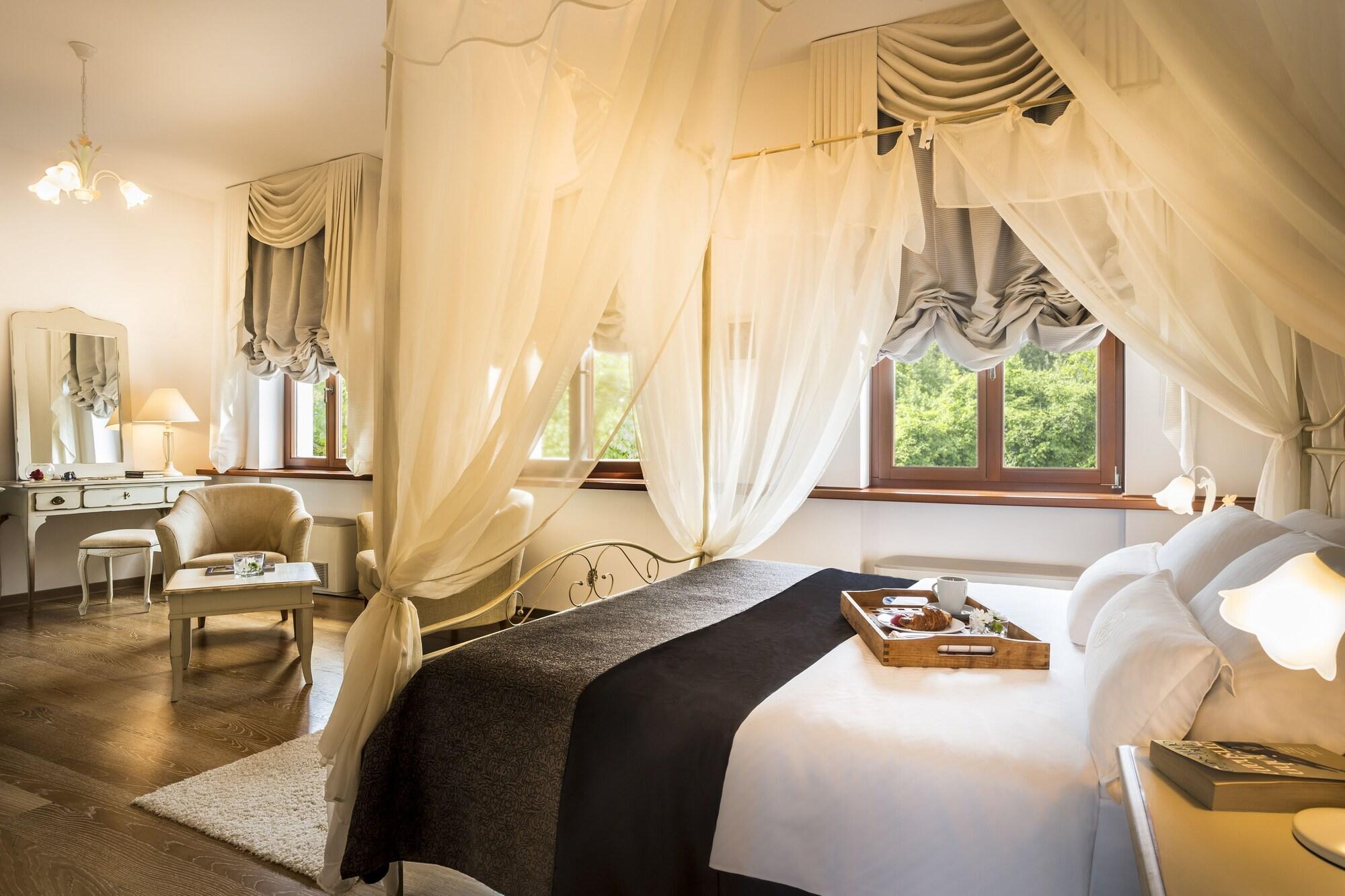 Palazzo Angelica B&B Adults Only Oprtalj エクステリア 写真