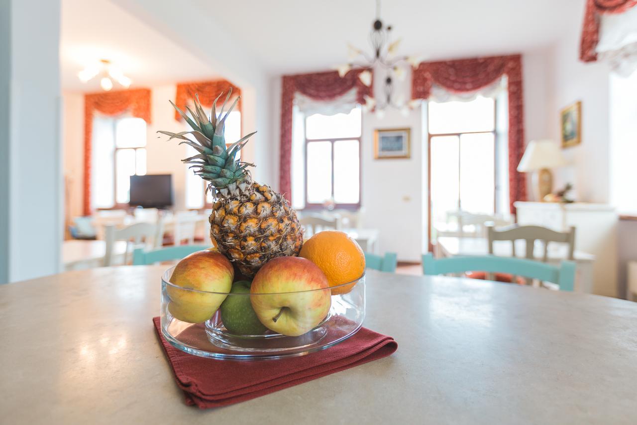 Palazzo Angelica B&B Adults Only Oprtalj エクステリア 写真